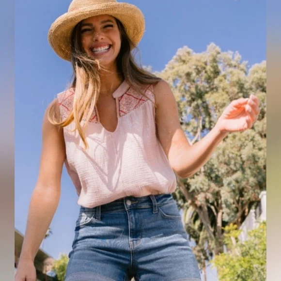 Knox Rose Tank Top NWOT - Picture 1 of 3